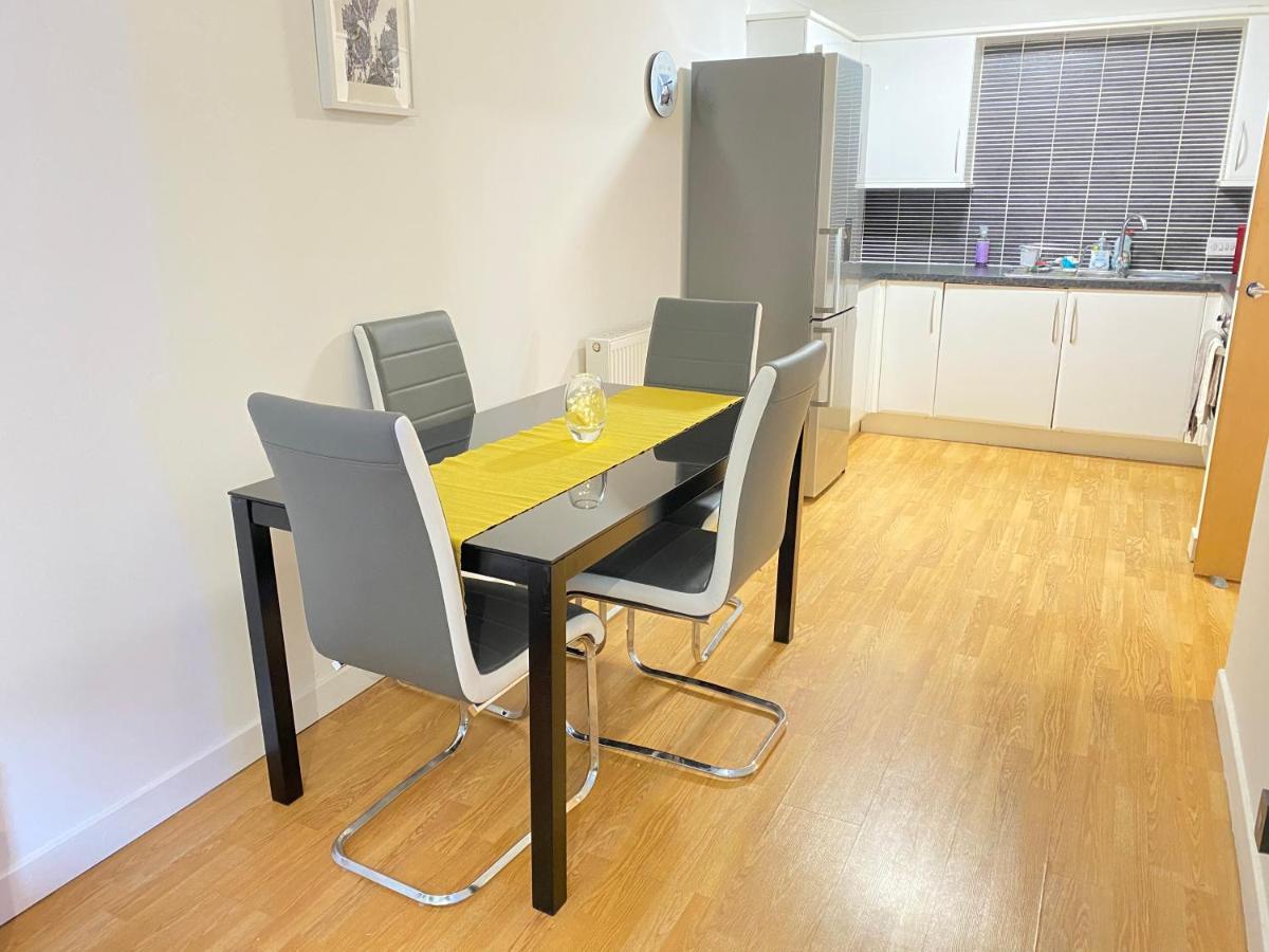 Paisley Central Apartment ภายนอก รูปภาพ